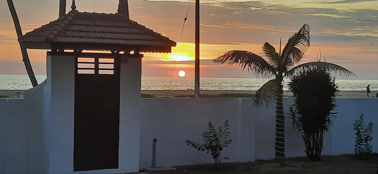 Poovar Sea View Rooms And Boating Family & Couple Only Exteriér fotografie