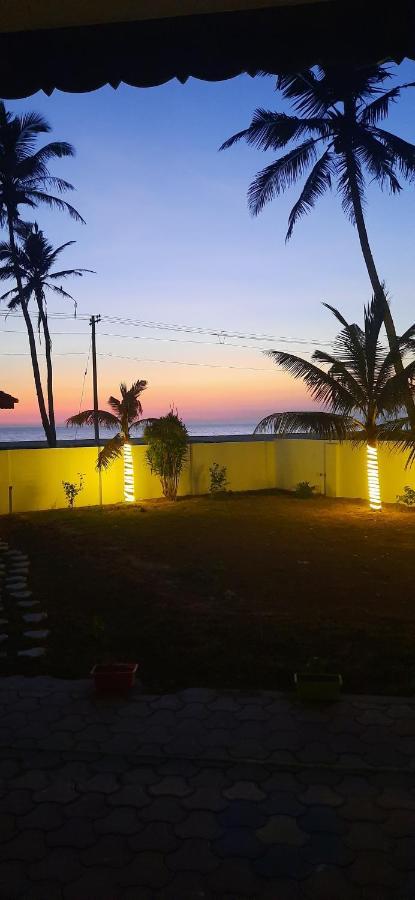Poovar Sea View Rooms And Boating Family & Couple Only Exteriér fotografie