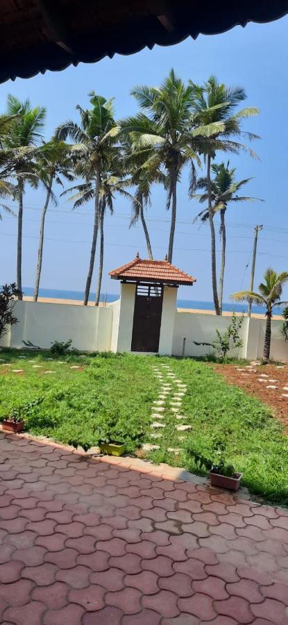 Poovar Sea View Rooms And Boating Family & Couple Only Exteriér fotografie